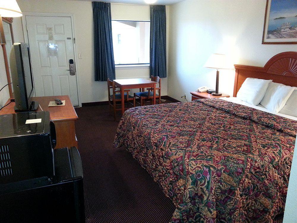 6 Galveston, Tx Seawall Hotel