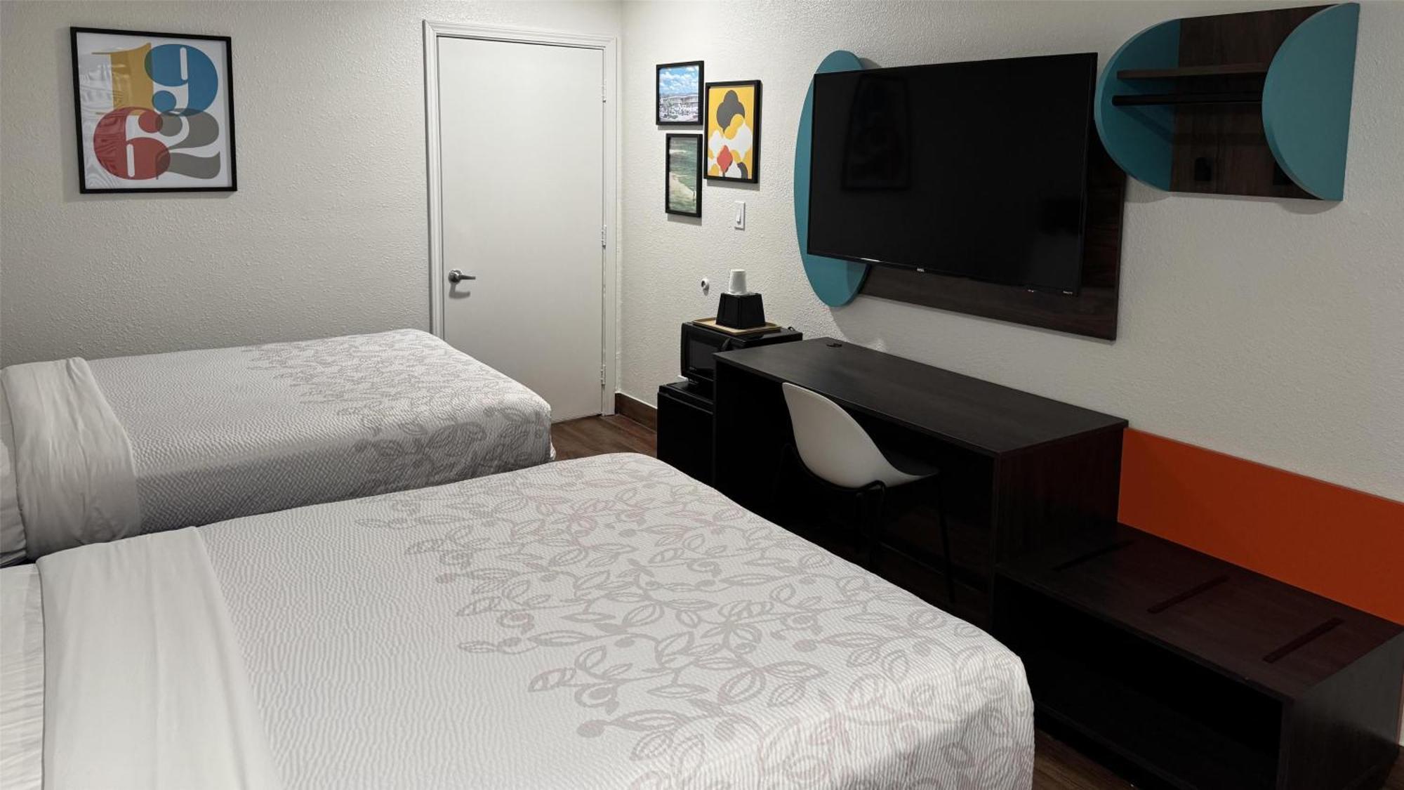 6 Galveston, Tx Seawall Hotel
